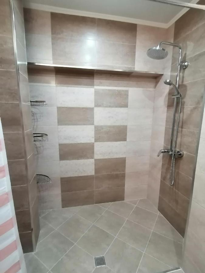 Къща За Гости Радост Guest House Radost Razlog Ngoại thất bức ảnh