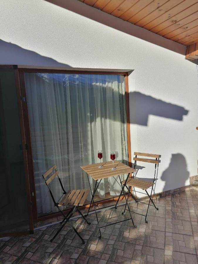 Къща За Гости Радост Guest House Radost Razlog Ngoại thất bức ảnh